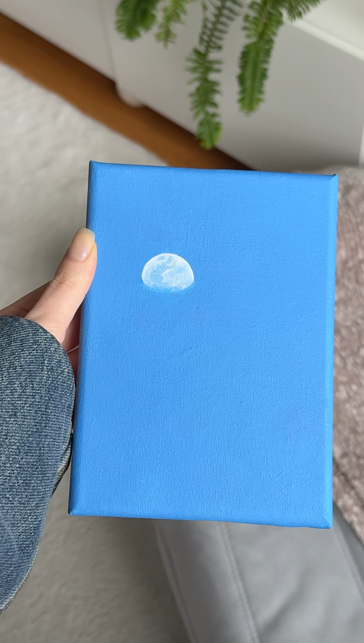 Mini moon